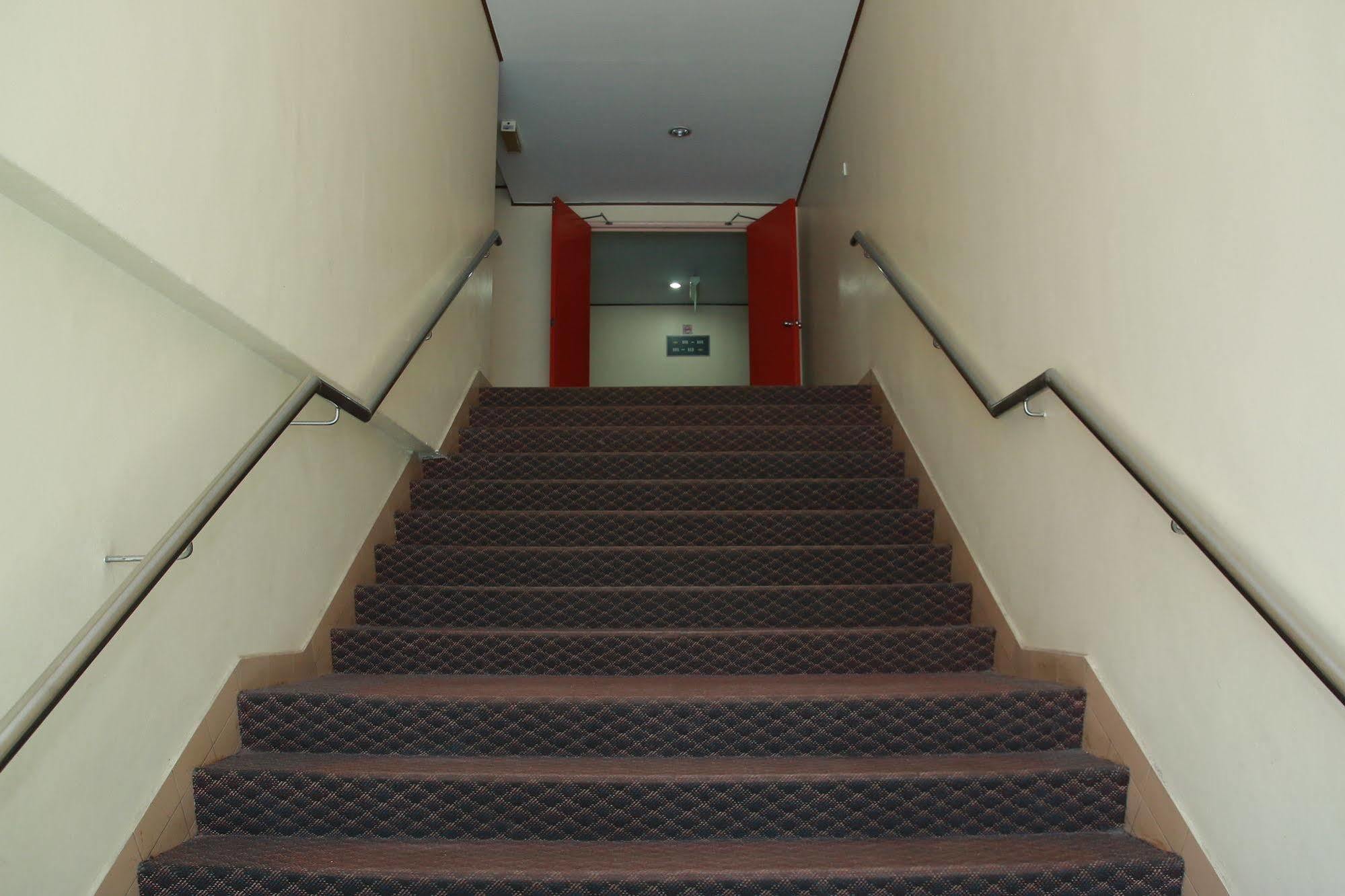 De La Hotel Kuantan Exterior photo